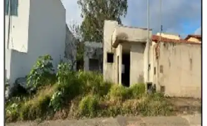Casa em OLIVEIRA - MG