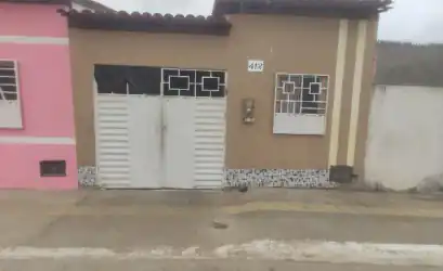 Casa em IACU - BA