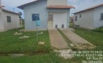 Casa em ALTOS - PI