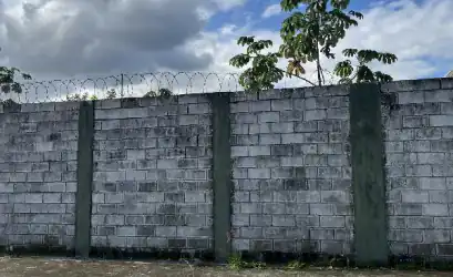 Prédio em MONGAGUA - SP