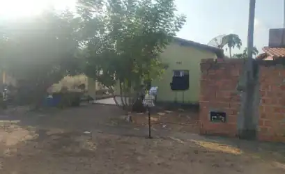 Casa em PIRACURUCA - PI