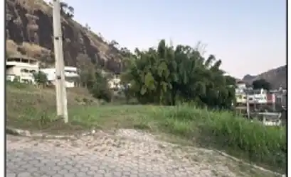 Casa em CARANGOLA - MG