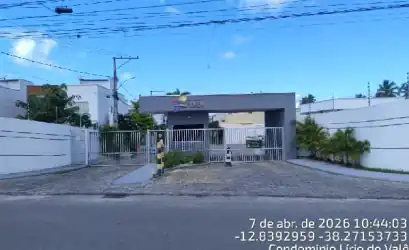 Casa em CAMACARI - BA