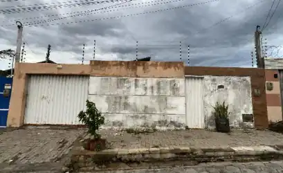 Casa em MOSSORO - RN