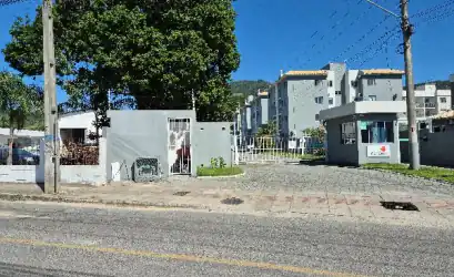 Apartamento em BIGUACU - SC