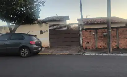Casa em ANHUMAS - SP