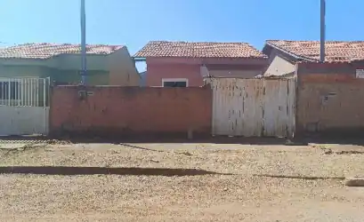 Casa em PADRE BERNARDO - GO