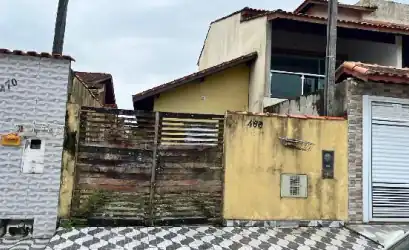 Casa em MONGAGUA - SP