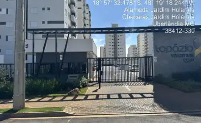 Apartamento em UBERLANDIA - MG