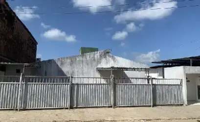 Casa em BAYEUX - PB