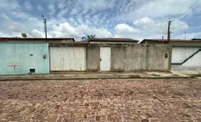 Casa em BOM JESUS - PI