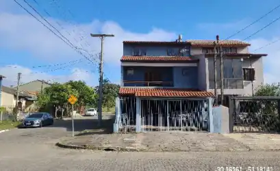 Casa em PORTO ALEGRE - RS