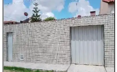 Casa em FORTALEZA - CE
