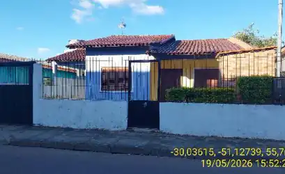 Casa em PORTO ALEGRE - RS