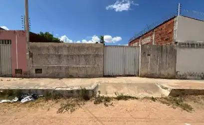 Casa em MOSSORO - RN
