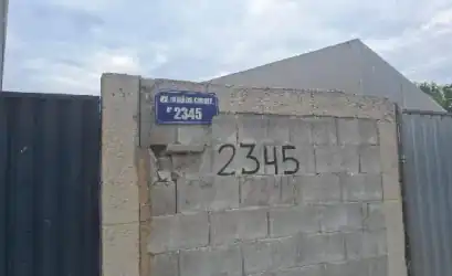 Casa em QUEIMADOS - RJ