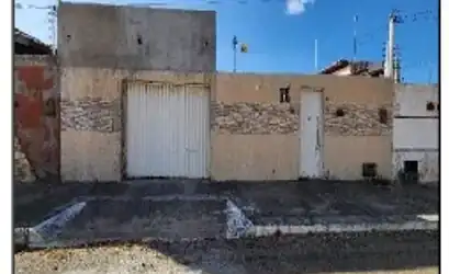 Casa em MOSSORO - RN