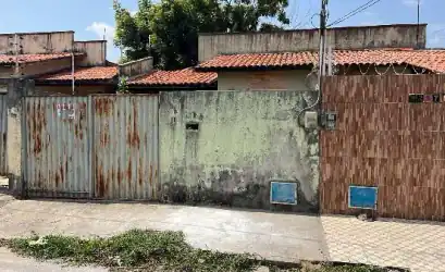 Casa em HORIZONTE - CE