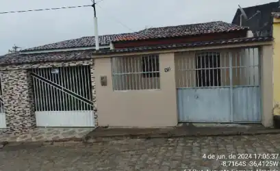 Casa em JUPI - PE