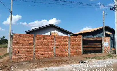 Casa em PRADO FERREIRA - PR