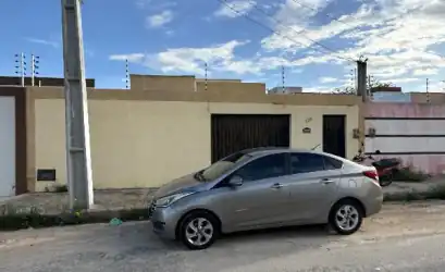 Casa em MOSSORO - RN