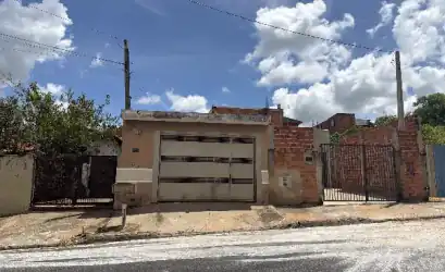 Casa em MONTE ALTO - SP