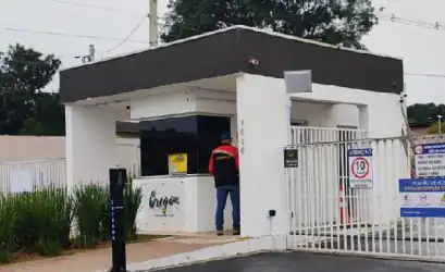 Apartamento em CAMPO LARGO - PR