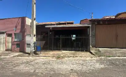 Casa em AREADO - MG