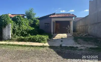Casa em ALTOS - PI