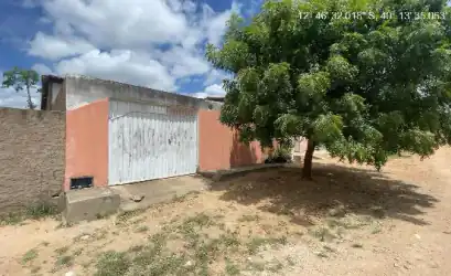 Casa em IACU - BA