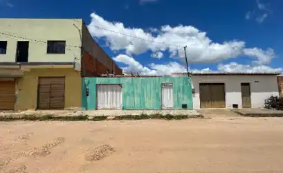Casa em JEREMOABO - BA