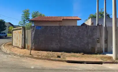 Casa em TAIUVA - SP