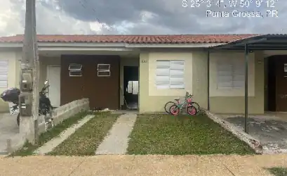 Casa em PONTA GROSSA - PR