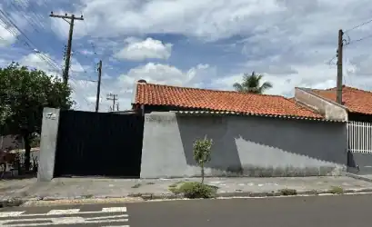 Casa em COSMORAMA - SP
