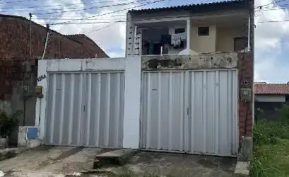 Casa em FORTALEZA - CE
