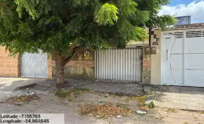 Casa em SANTA RITA - PB