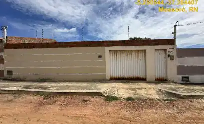 Casa em MOSSORO - RN
