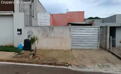 Casa em CRUZEIRO DO OESTE - PR