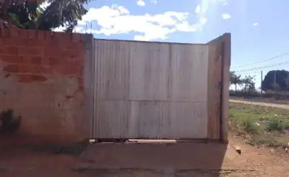 Casa em PADRE BERNARDO - GO