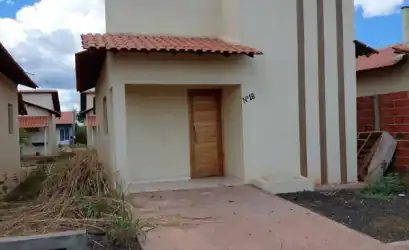 Casa em ALTOS - PI