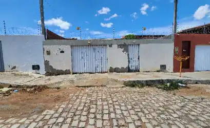 Casa em MOSSORO - RN