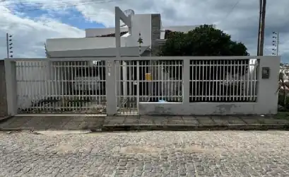 Casa em GRAVATA - PE