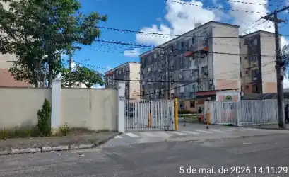 Apartamento em CAMACARI - BA
