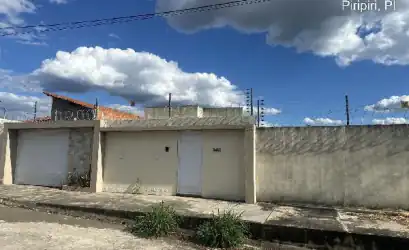 Casa em PIRIPIRI - PI