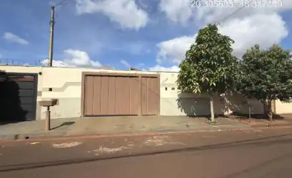 Casa em GUAIRA - SP