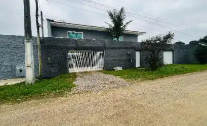 Casa em PIRAQUARA - PR