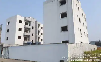 Apartamento em ARAQUARI - SC