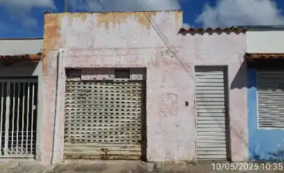 Casa em CAMPO BELO - MG