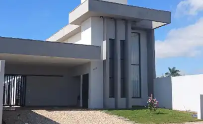 Casa em CERQUILHO - SP