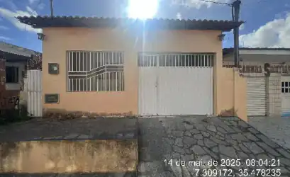 Casa em MOGEIRO - PB
